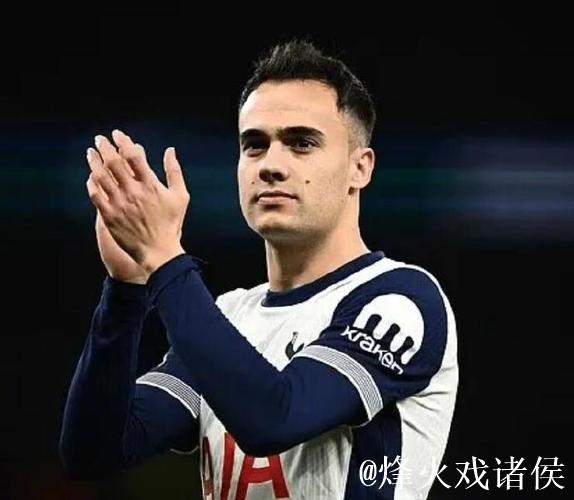 官方:雷吉隆自由身加盟迈阿密国际,双方签约至2027年底 官方:雷吉隆自由身加盟迈阿密国际,双方签约至2027年底